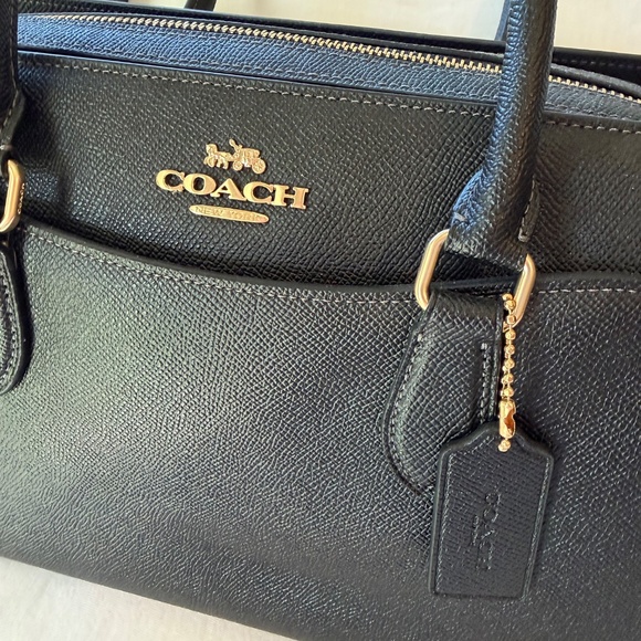 NWT Coach Darcie Carryall - Picture 2 of 15